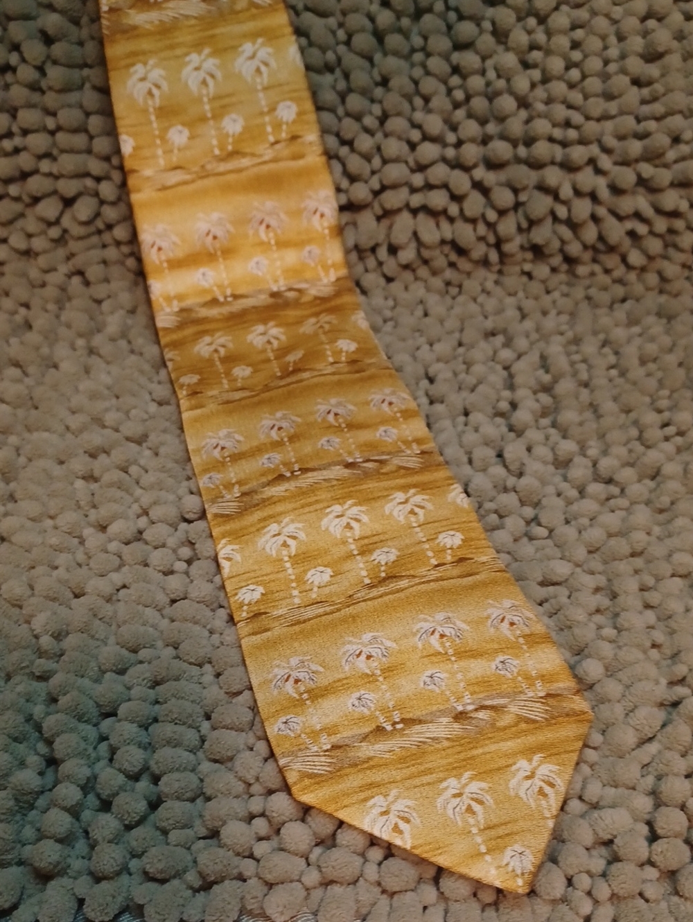 Hawaiian Tropic Mens Palm Tree Tie
